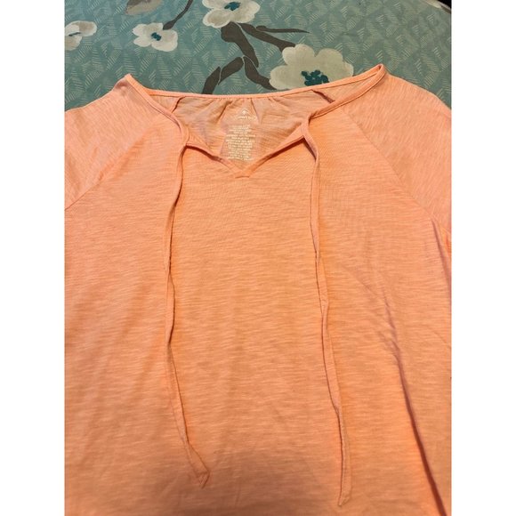 6 FOR $15 Cute St. John’s bay small top - Picture 3 of 4